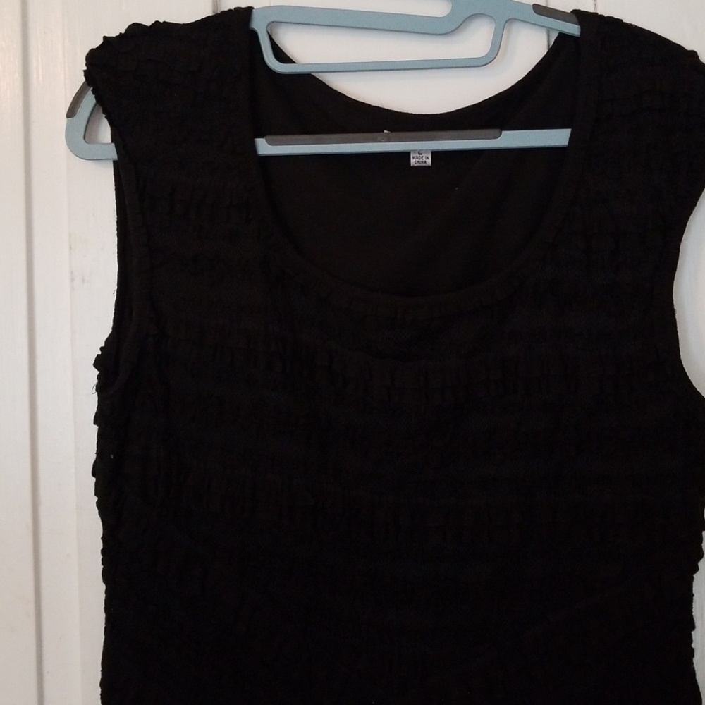 Flattering Black lace dress